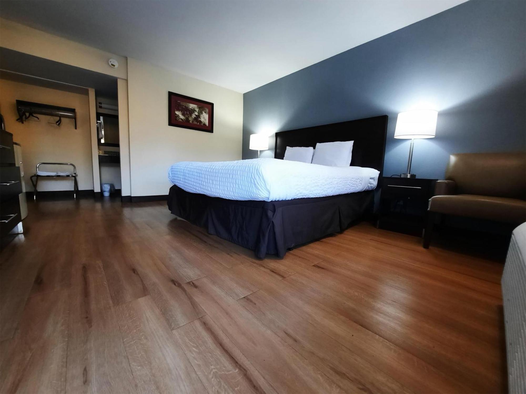 Americas Best Value Inn Moline Exteriör bild